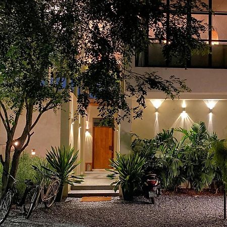 Hotel Coconut Lane Bangkok Exterior foto